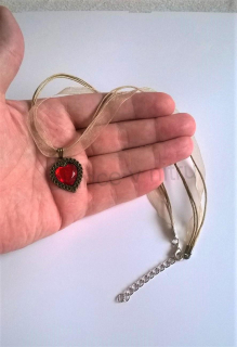 Satenový náhrdelník se srdcem (BD296)