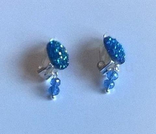 Náušnice klipsy ozdobné měnicí barvu na světle (BB455)