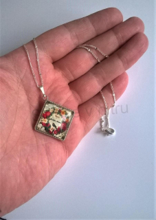 Postříbřený náhrdelník s přívěškem květin (BD325) 