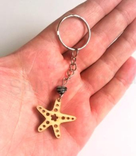 Přívěsek na klíče - dřevěná hvězda (D385)