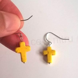 Minerální tyrkysové náušnice křížky žluté (X555)