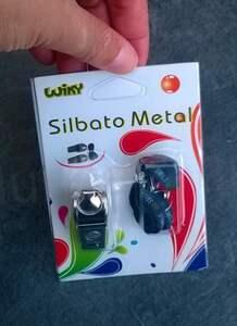 Kovová píšťalka se šňůrkou (D453)