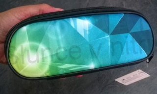 Studenský školní penál  21,5 x 8,5 cm barevný (E425)