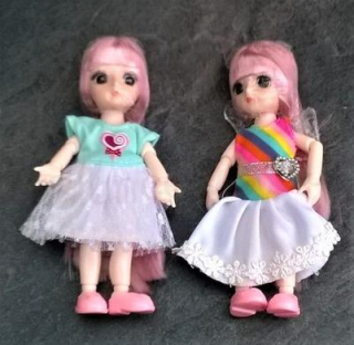 Pohyblivá panenka Doll 16 cm s dlouhými vlasy (D470)