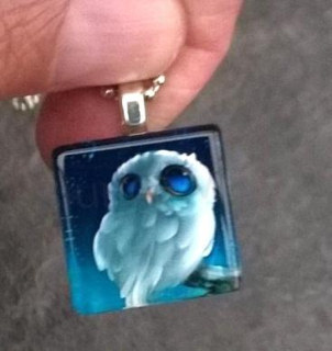 Náhrdelník s přívěškem Sovy ve dřevě (BD425)