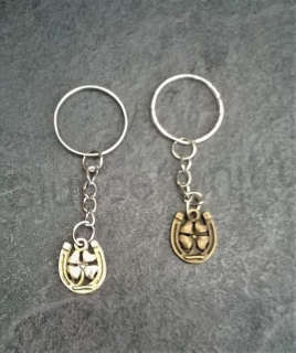 Přívěsek na klíče - podkova pro štěstí se čtyřlístkem (D565)