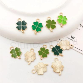 Přívěsek  čtyřlístek - 18 x 12 mm více barev (AA283)