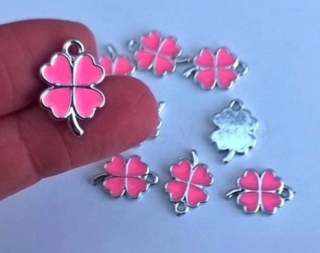 Přívěsek čtyřlístek - 19 x 13 mm růžové (AA288)