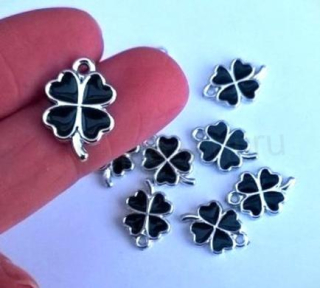 Přívěsek čtyřlístek - 19 x 13 mm černé (AA288)
