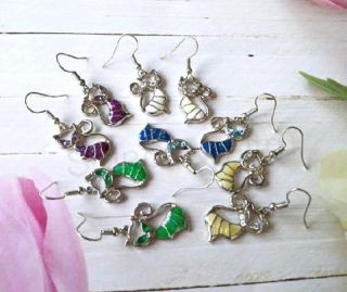 Visací náušnice kočky z chirurgické oceli a opálem (BB553)