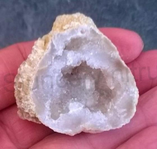 Sněžný Křišťál geoda 54,60g (Maroko) (X655)