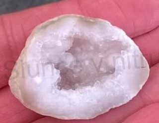 Sněžný Křišťál geoda 26g (Maroko) (X658)