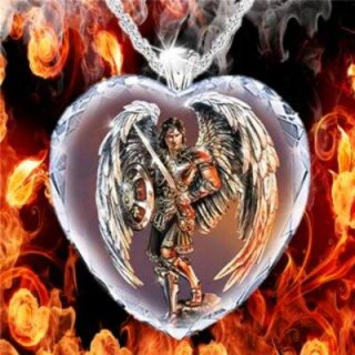 Náhrdelník s přívěškem archanděla Michaela srdce (BD451)