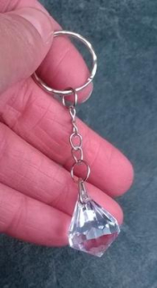 Přívěsek na klíče - diamant (H249)