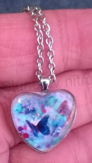 Náhrdelník s přívěškem srdce a motýlem (BD487)