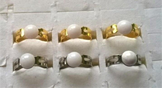 Nastavitelný minerální prsten bilý křemen mlečný (X721)