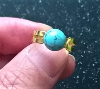 Nastavitelný minerální prsten tyrkys velikost 52 zlatý (X734)
