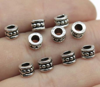 Kovový korálek - mezidíl 6 x 4 mm (AA90)