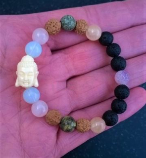 Minerální náramek achát, měsiční kamen, růženín, rudraksha, serpentín, citrín, láva a ozdoba buddha (X737)
