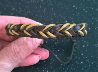 Kožený náramek nastavitelný pletený (BC502)