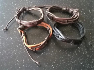 Kožený náramek nastavitelný pletený (BC522)