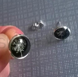 Puzetové náušnice z chirurgické oceli kytičkové (BB638)