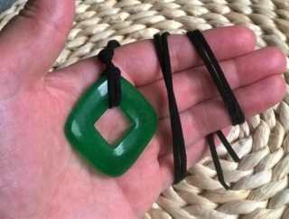 Náhrdelník donut čtverec 40 mm - Jadeit (X887)