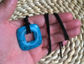 Náhrdelník donut čtverec 40 mm - Tyrkenit (X890)