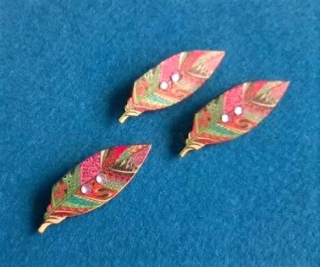 Brož Lístek barevný s kamínky (HB17)