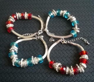 Náramek s korálky pandora a ozdobami (BC527)