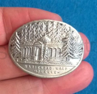 Turistický štítek na hůl - Mariendbad. Wald Qvelle (MB443)