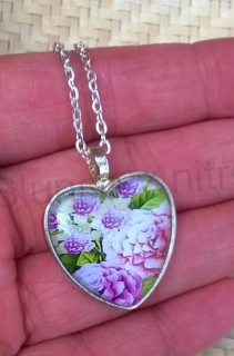 Náhrdelník s přívěškem květin srdce (BD530)