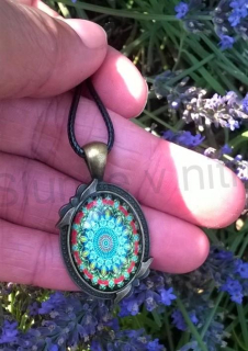 Náhrdelník s přívěškem mandala (BD536)