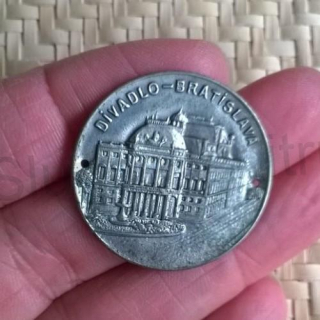 Turistický štítek na hůl - Divadlo - Bratislava (MB746)