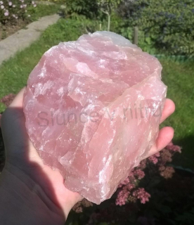 Velký Růženin surový 1953 g (Madagaskar) (X1221)