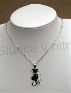 Náhrdelník s přívěškem kočka, kočička, kočičky s krystalky (BD581)