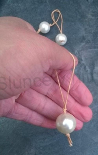 Vánoční ozdoba na zavěšení ABS perla (V70)