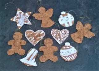 Vánoční korkové ozdoby na zavěšení 10 kusů (V71)