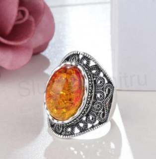 Minerální postříbřený prsten s Jantarem (X1236)
