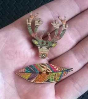 Dřevěné výřezy - vánoční přívěšky 2 kusy v balení (V86)