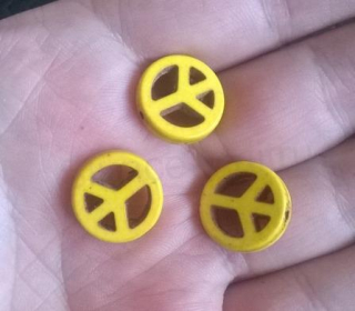 Tyrkysový symbol míru z minerálů - 15 mm žlutý (X1241)