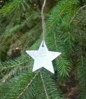 Dřevěná vánoční ozdoba hvězda bílá (H367)