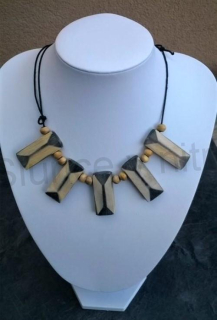 Modní Retro náhrdelník s imitací dřeva (BD596)