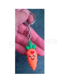 Klíčenka, přívěšek na klíče zelenina mrkev (H388)