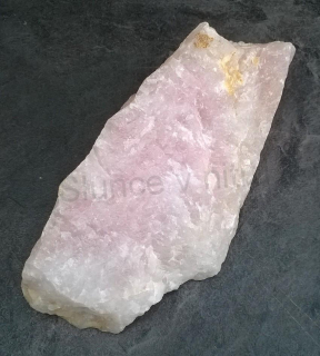 Velký Růženín surový 1942 g (Česká Republika) (X1317)