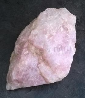 Velký Růženín surový 4582 g (Česká Republika) (X1318)