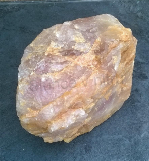 Velký Růženín s limonitem surový 2743 g (Česká Republika) (X1320)