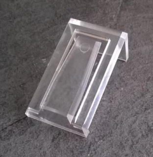 Plastový stojánek na prteny 4,8 x 2,1 x 2,4 cm (AE30)