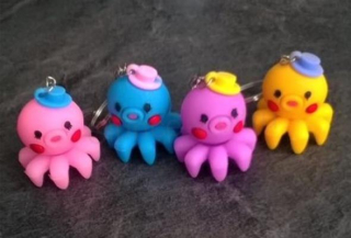 Klíčenka, přívěšek na klíče chobotnice, chobotnička 3D (H440)