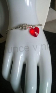 Pandora náramek swarovski elements červené srdce (BC557)